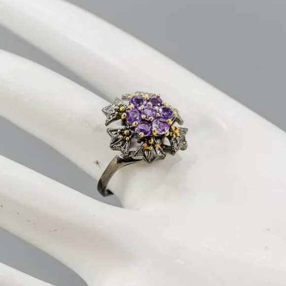 Stunning Amethyst Star .925 Syerling Ring sz 8.25 - Picture 4 of 10